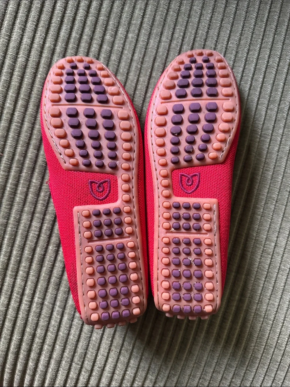 Rothy’s Women’s Slip-On Driver Loafers in Vibrant Red- 6.5